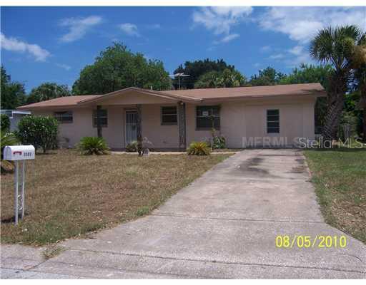 1107 Lakewood Park Dr., Daytona Beach, FL 32117