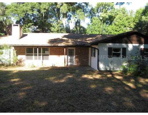 2075 La Valley Ln., DeLand, FL 32720