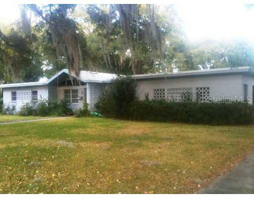 801 N Boston Ave., DeLand, FL 32724