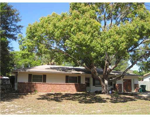 577 Parkdale Ct., DeLand, FL 32724