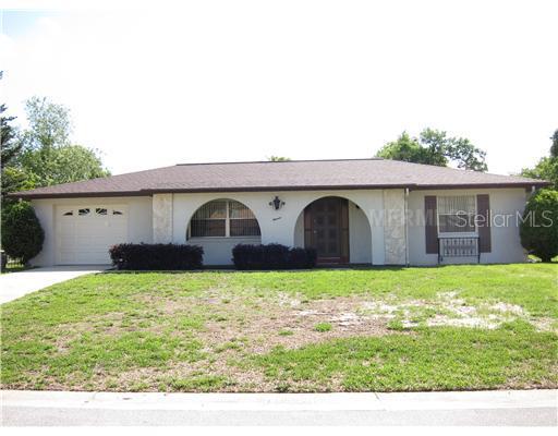 11 Larkspur Ln., DeBary, FL 32713