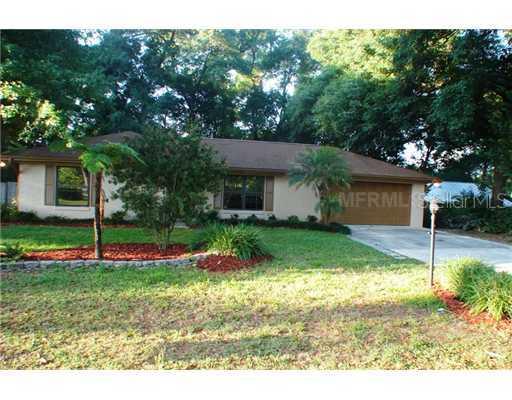 738 Montreville Ave., DeLand, FL 32724