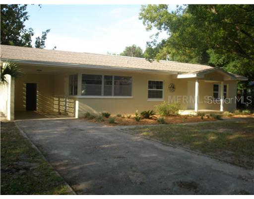 41 Lake Dr., DeBary, FL 32713