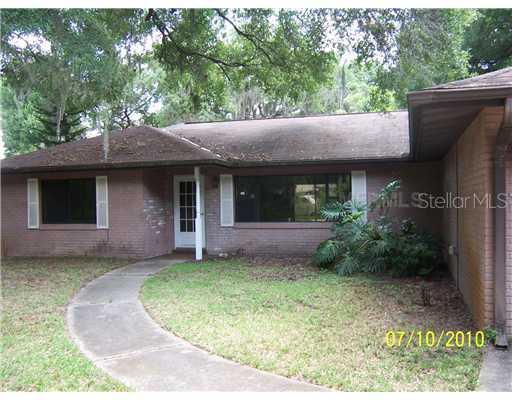 1132 Roberts St., Ormond Beach, FL 32174