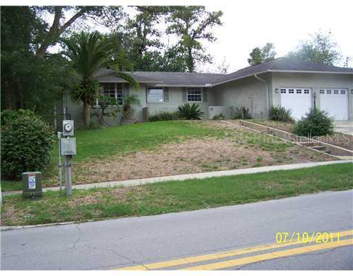 330 E Pennsylvania Ave., DeLand, FL 32724