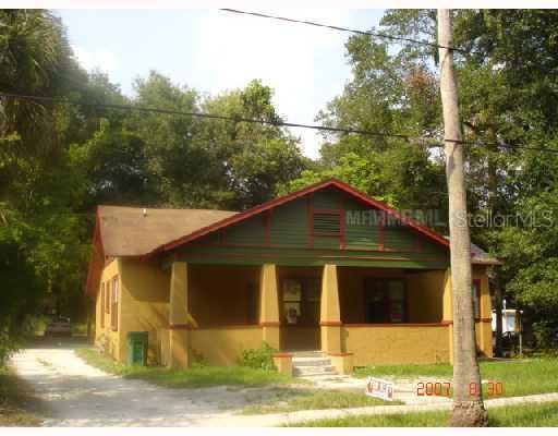 413 W Howry Ave., DeLand, FL 32720