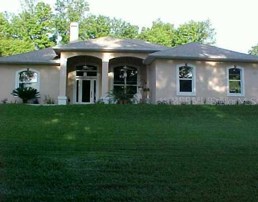 757 N Ridgewood Ave., DeLand, FL 32720