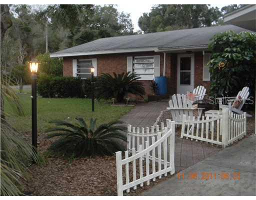 1204 N Boston Ave., DeLand, FL 32724