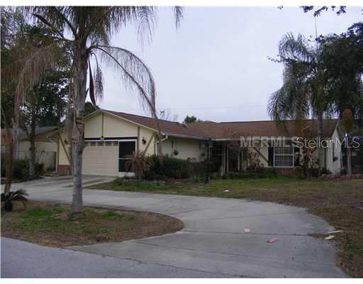 1096 Santa Clara Dr, Deltona, FL 32738