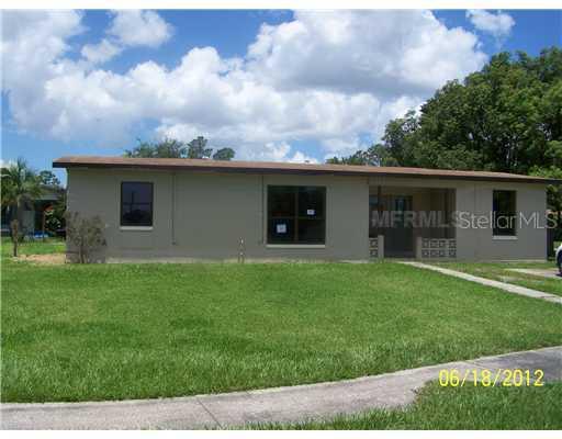 884 Shorecrest Ave., Deltona, FL 32725
