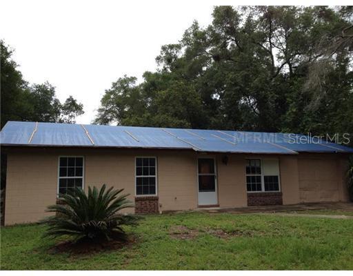 23649 Franklin Ave., Sorrento, FL 32776