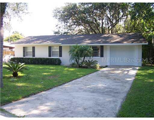 2105 Spruce St., DeLand, FL 32724