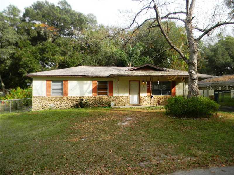 927 Emerson St., DeLand, FL 32720