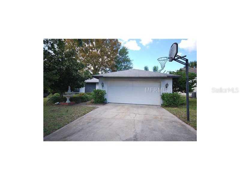 32 Spanish Oak Ln., Apopka, FL 32703