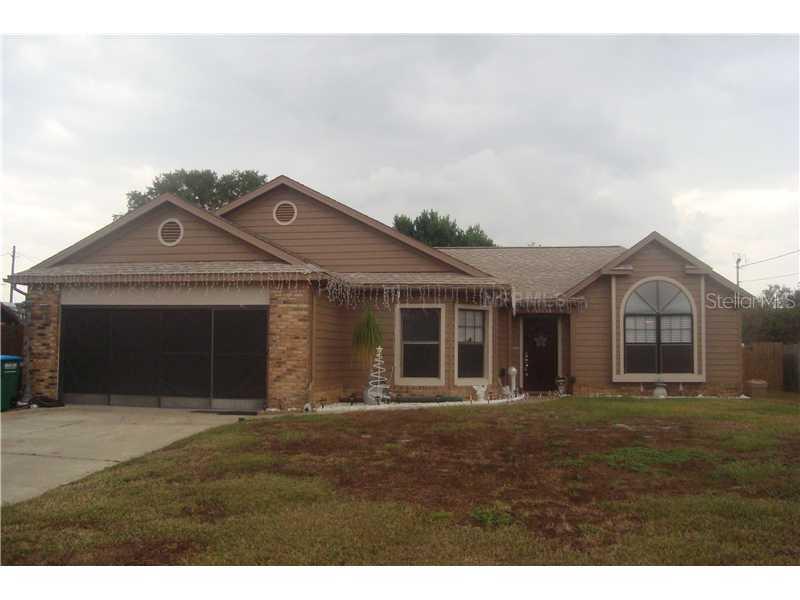 393 Champlain Dr., Deltona, FL 32725