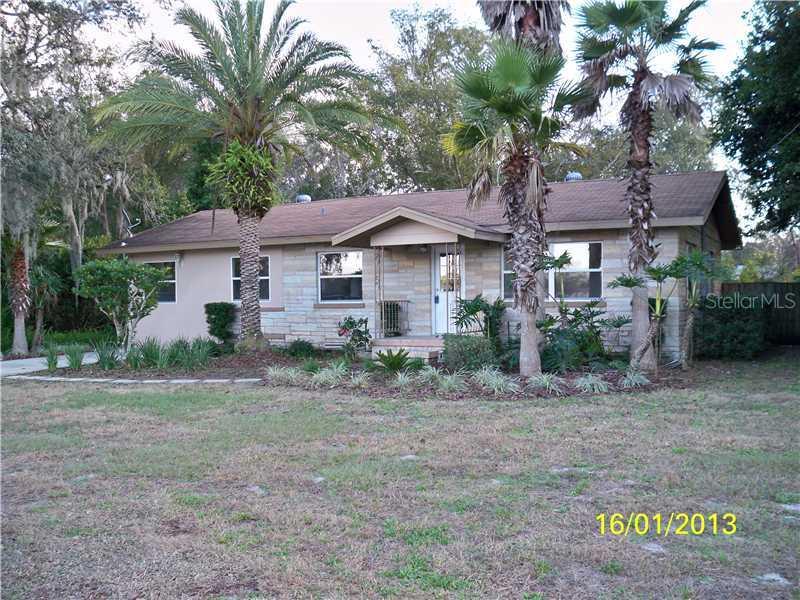 57 Lake Dr., DeBary, FL 32713