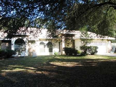 2801 Rochelle Ln., DeLand, FL 32724