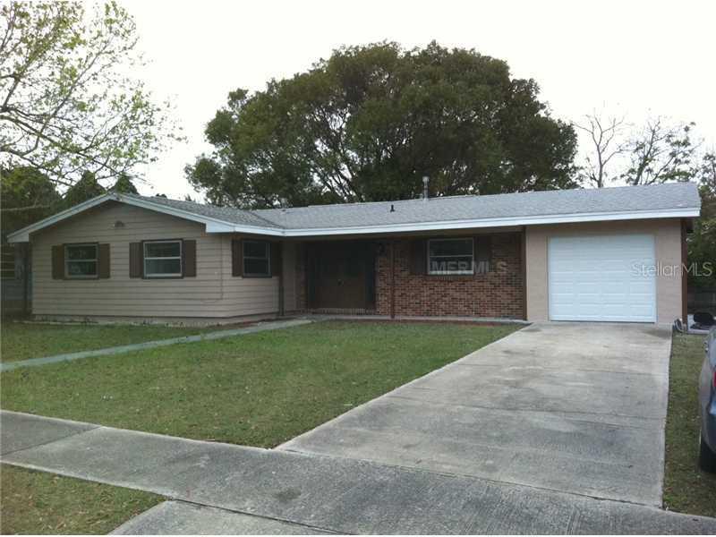 2326 Fairgren Ave., Deltona, FL 32738