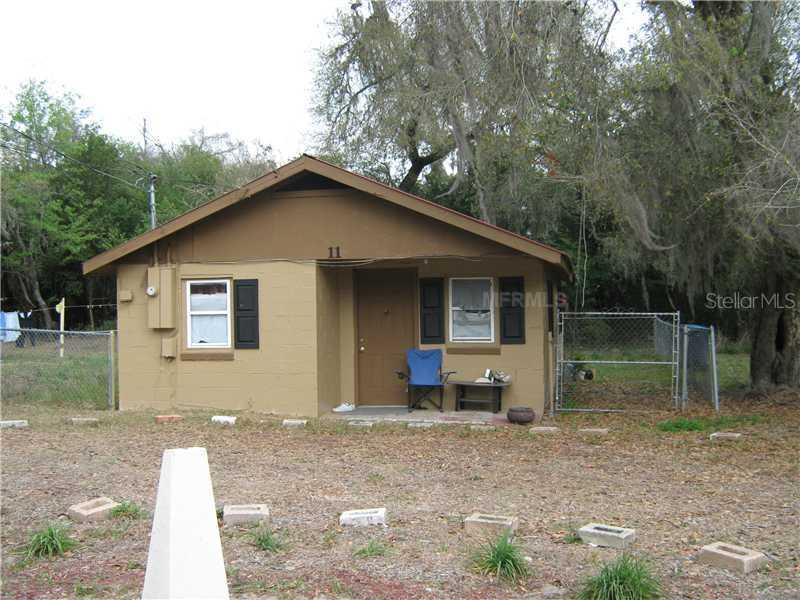 11 Lenox Ct., DeLand, FL 32720