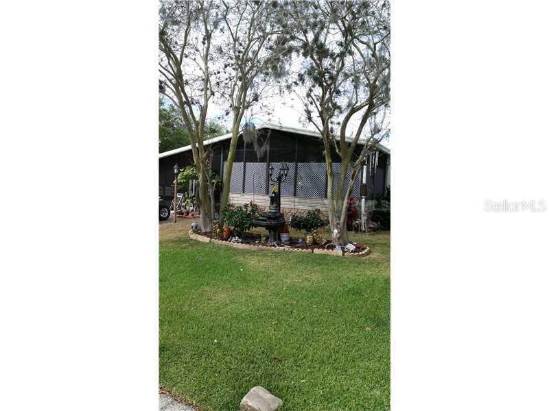 126 Pine Tree Dr., DeBary, FL 32713