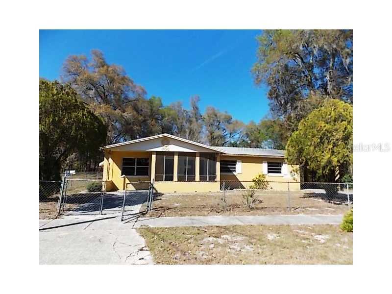 705 W Mansfield St., DeLand, FL 32720