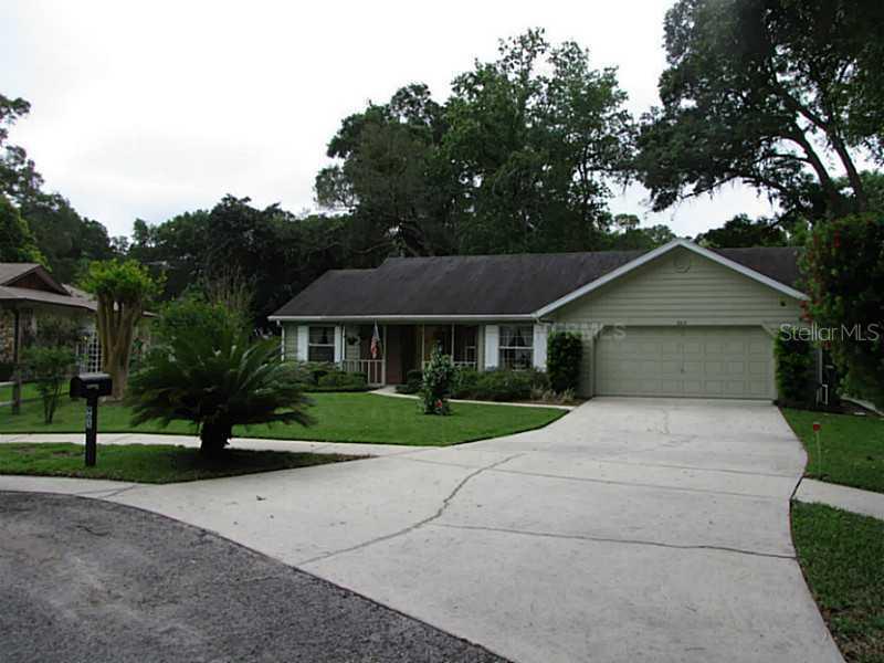 905 Northern Oaks Ter., Deland, FL 32724