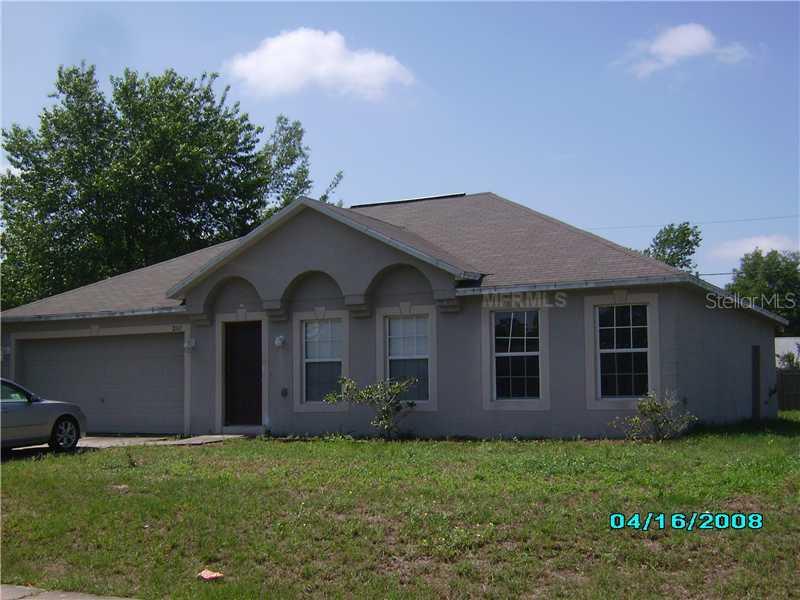 2165 Clearwater Dr., Deltona, FL 32738
