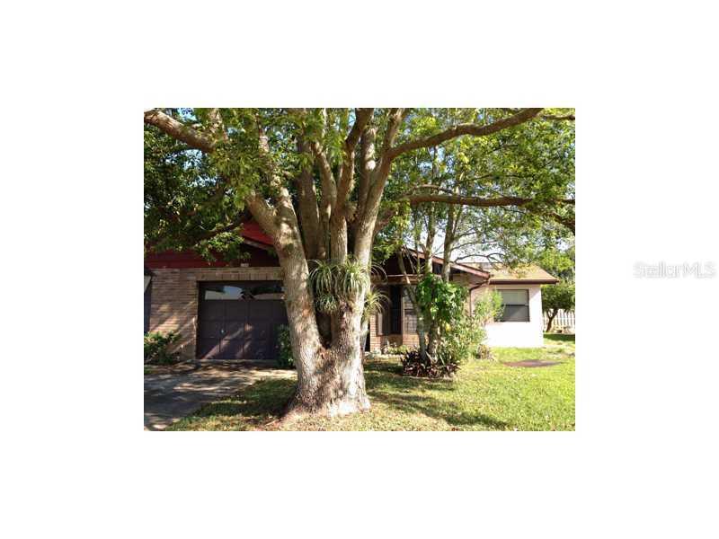 326 Shangri La Cir., Edgewater, FL 32132