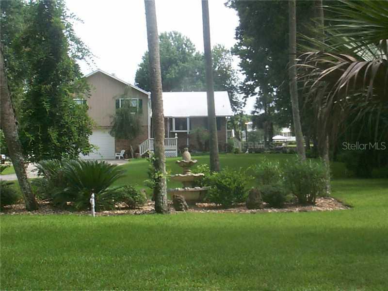 23945 Chestnut Rd., Astor, FL 32102