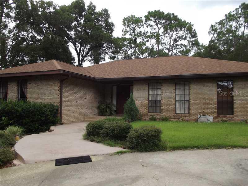 2385 S Oak Park Dr., Deland, FL 32724