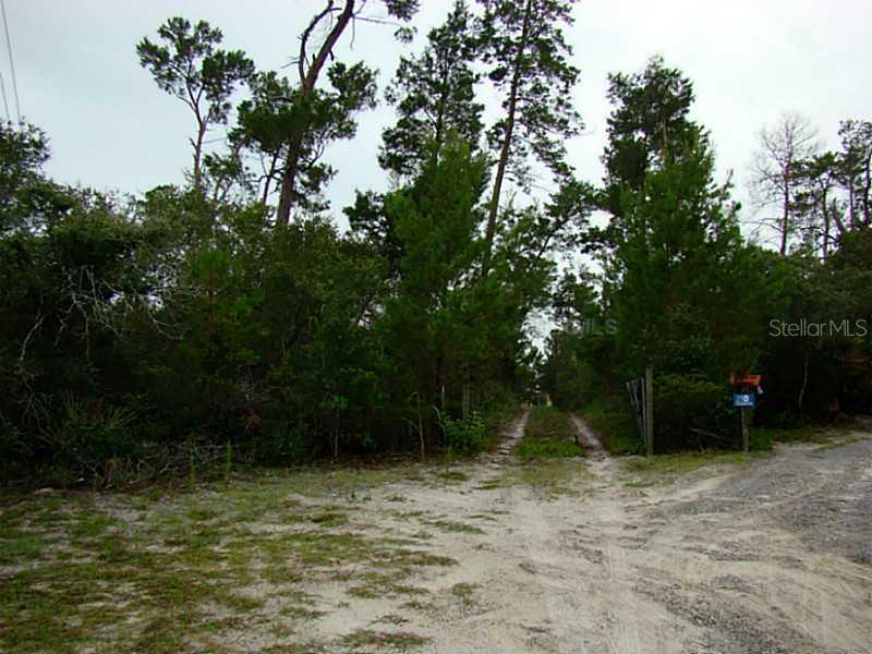 2502 Barry Dr., Deltona, FL 32725