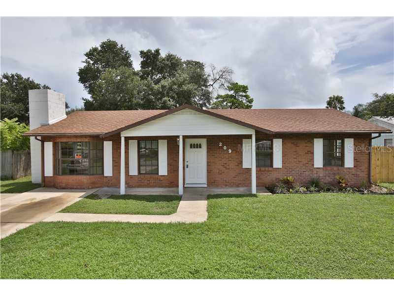 209 Cherrywood Ln., Edgewater, FL 32132