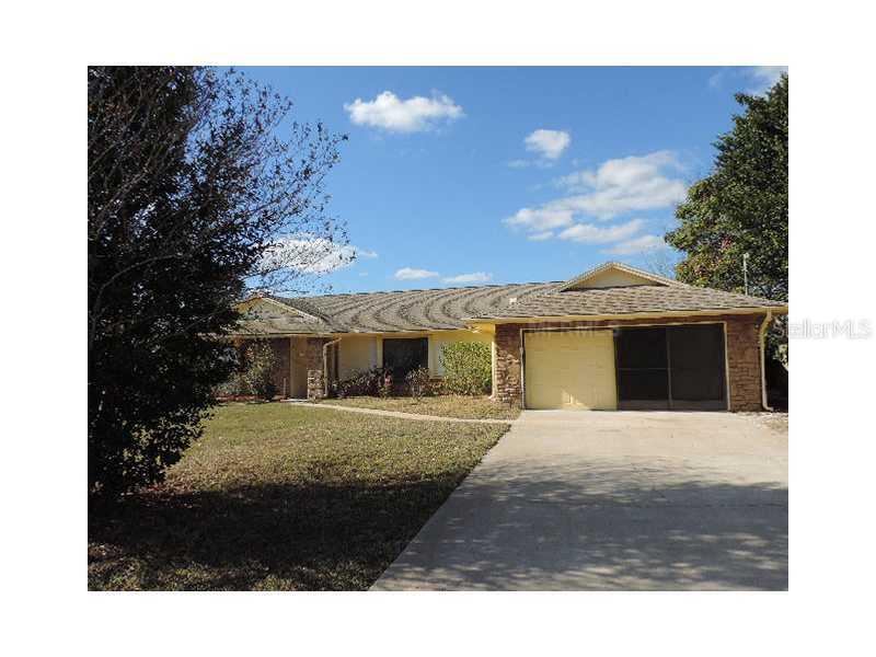 1562 Amy Cir., Deltona, FL 32738