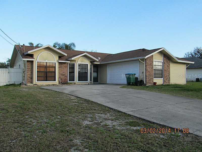 499 Oslo Dr., Deltona, FL 32725