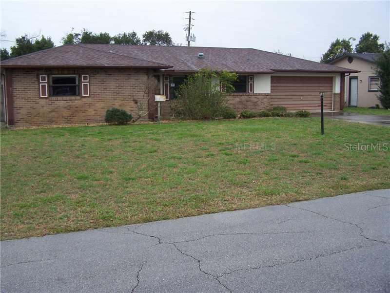 989 W Embassy Dr., Deltona, FL 32725