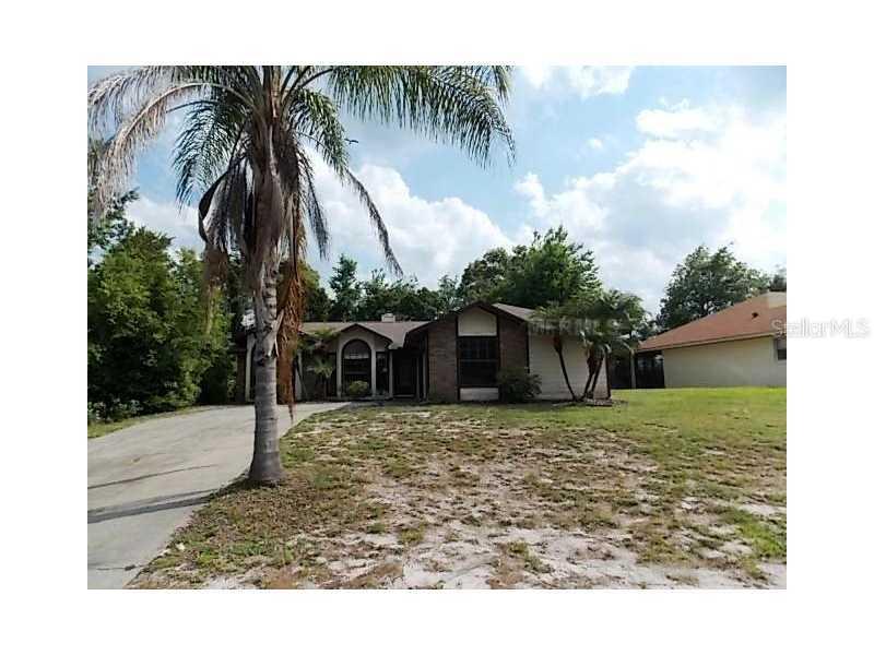 2315 Matthew Cir., Deltona, FL 32738