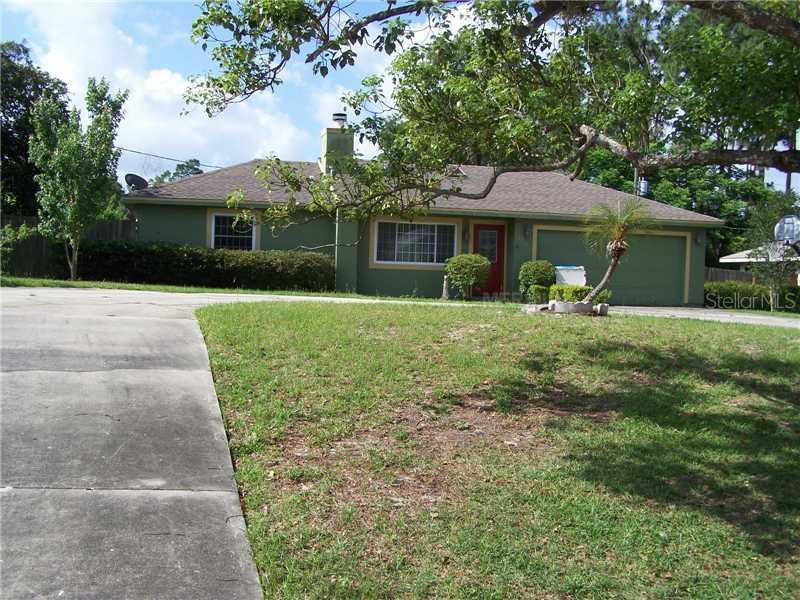 3211 Hallam St., Deltona, FL 32738
