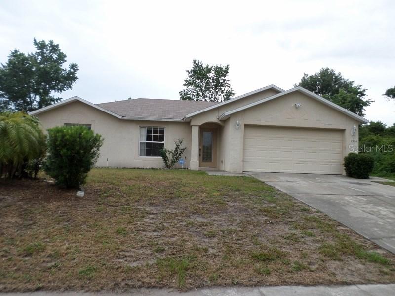 2994 Greynolds St., Deltona, FL 32738