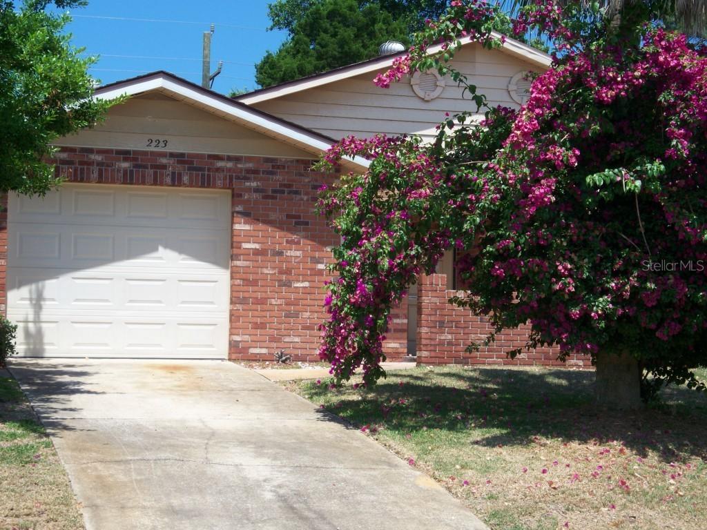 223 Shangri La Cir., Edgewater, FL 32132