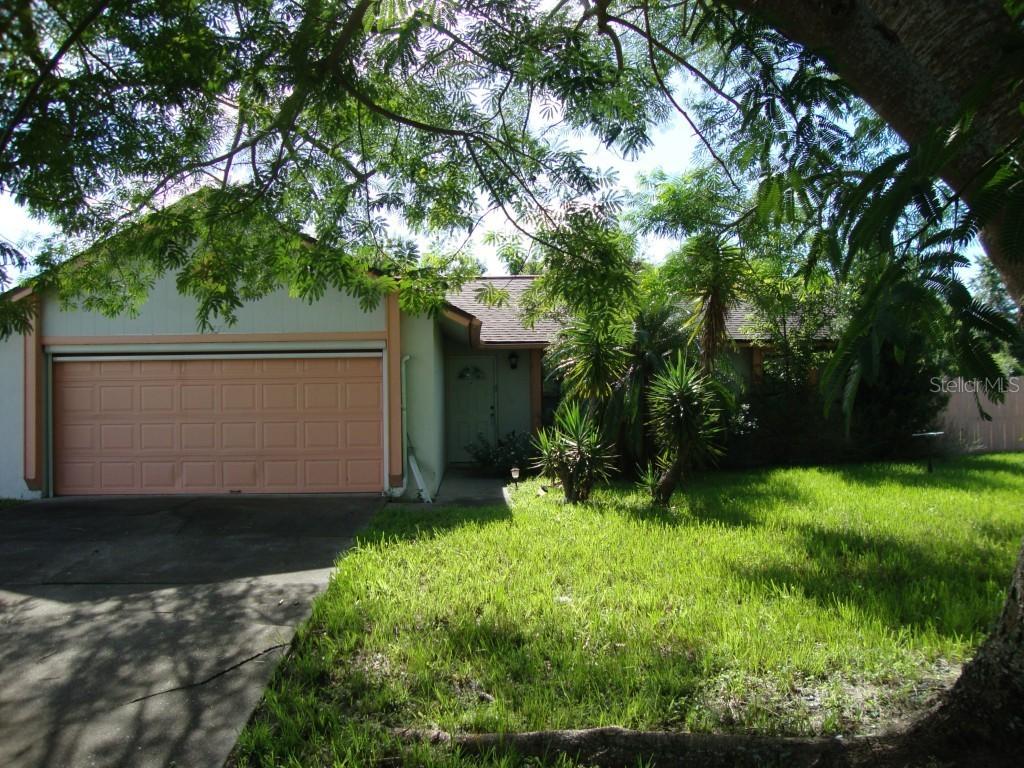 1577 Ross Dr., Deltona, FL 32738