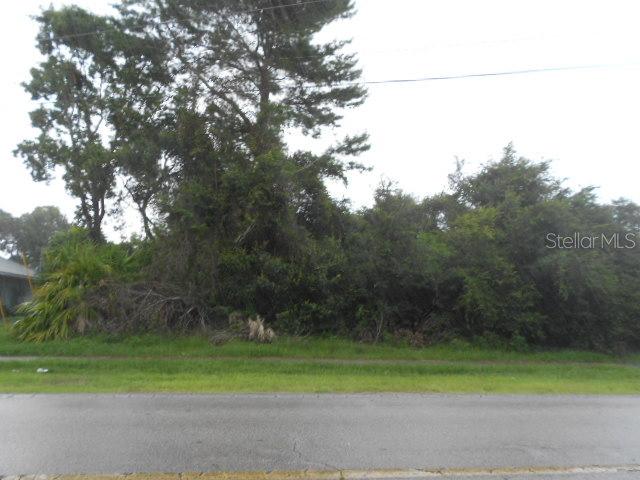 2518 Dumas Dr., Deltona, FL 32738
