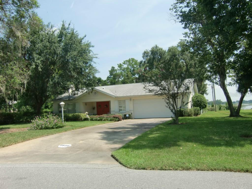 1896 Monticello St., Deltona, FL 32738