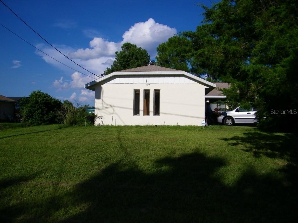 945 Watt Cir., Deltona, FL 32738
