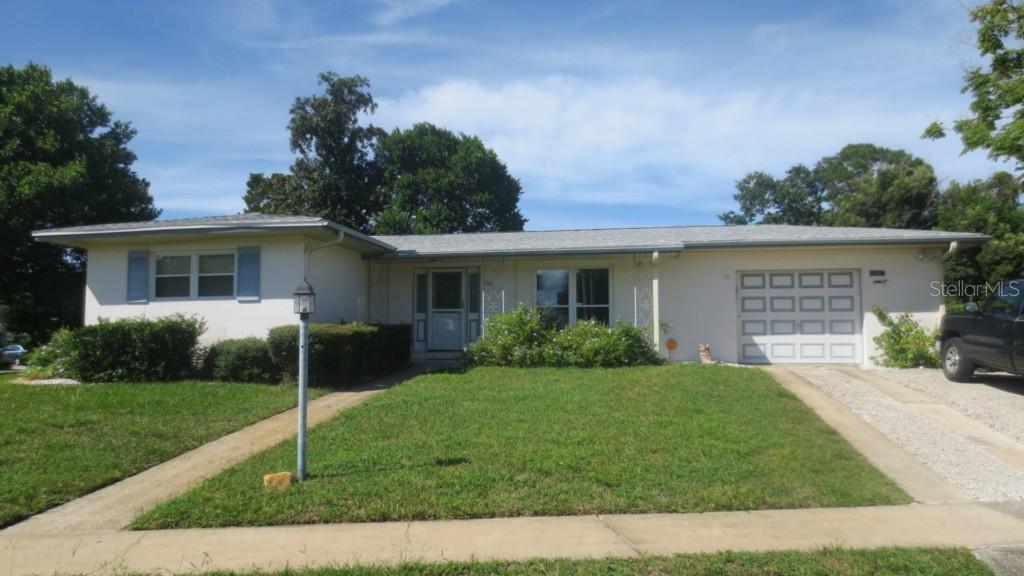 996 Merrimac St., Deltona, FL 32725