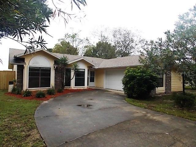 2856 Cottondale Dr., Deltona, FL 32738