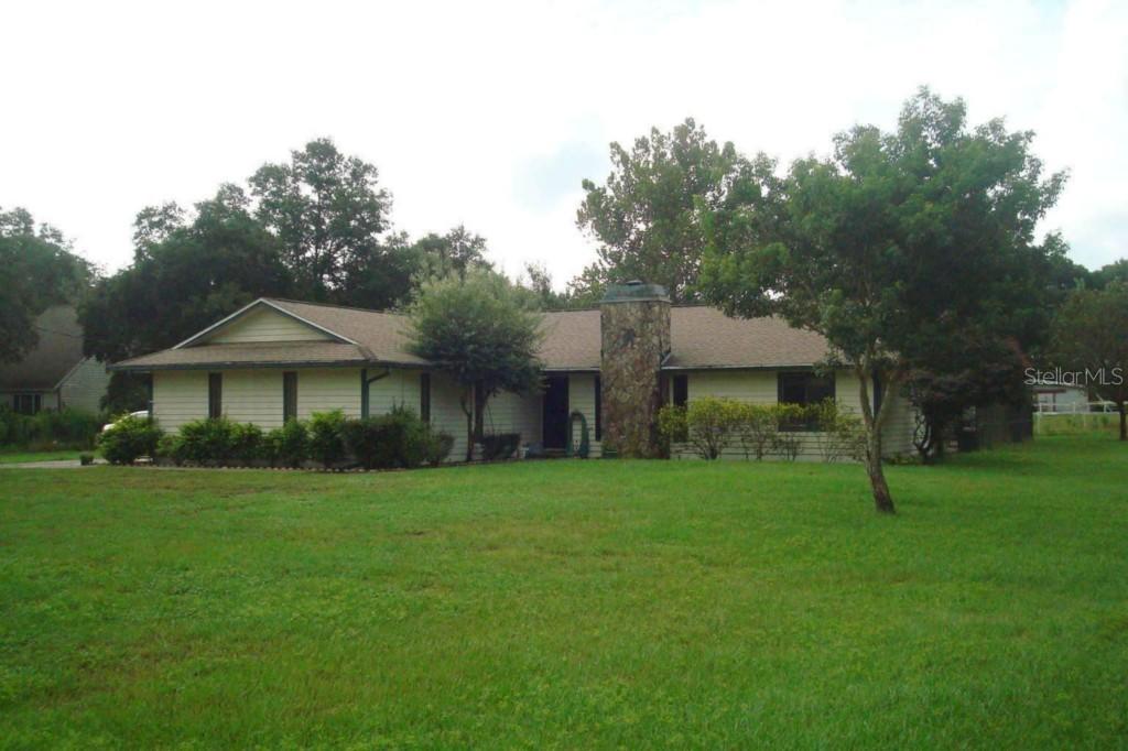 355 E Main St., Geneva, FL 32732