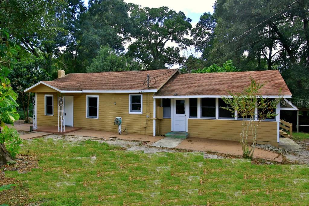 324 Winslow Ave., Deland, FL 32724