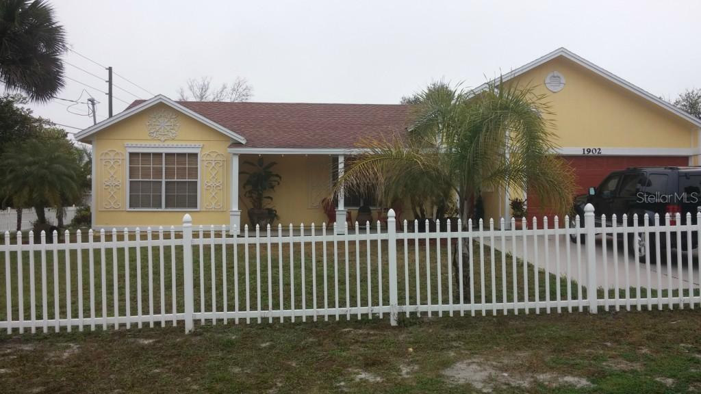 1902 Paragon St., Deltona, FL 32738