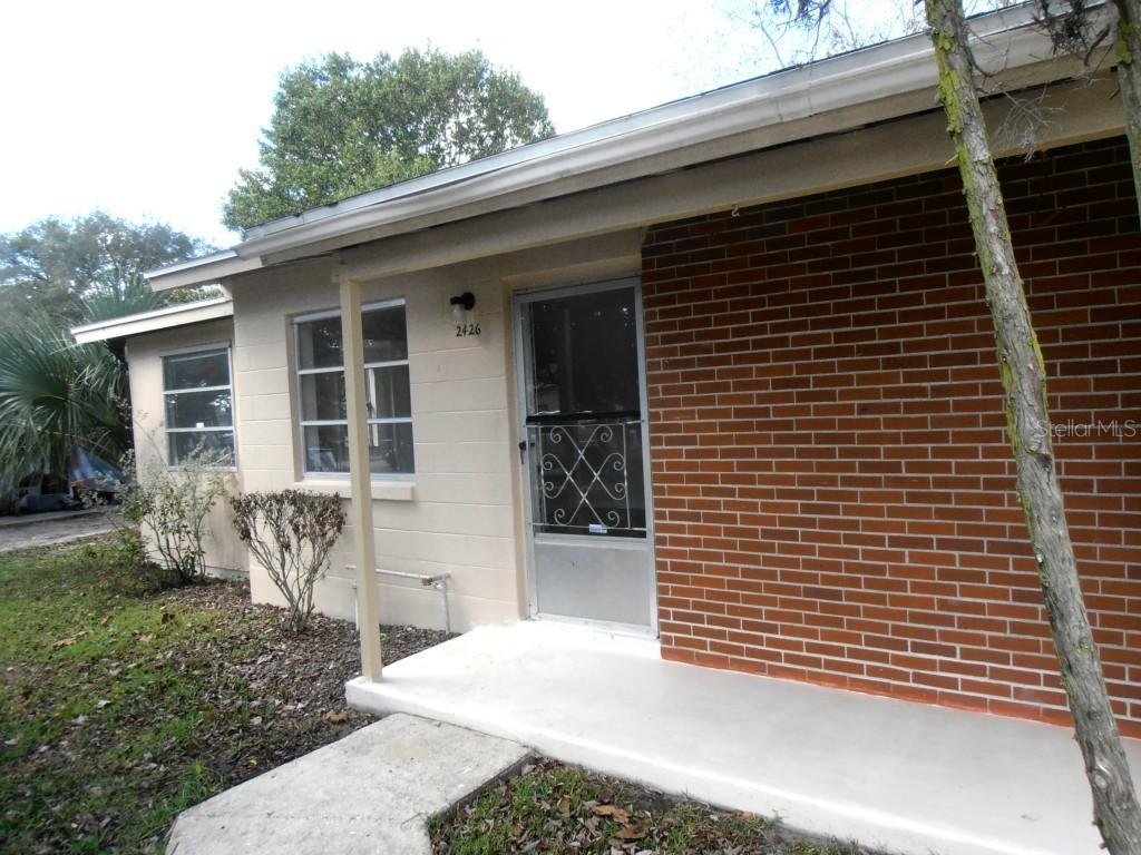 2426 Barbarossa Ave., Deltona, FL 32738