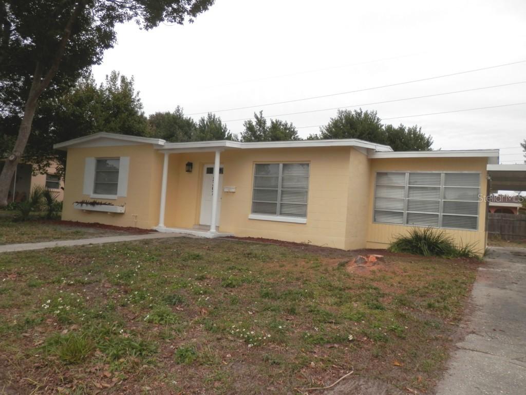 2367 Greenwood St., Deltona, FL 32738
